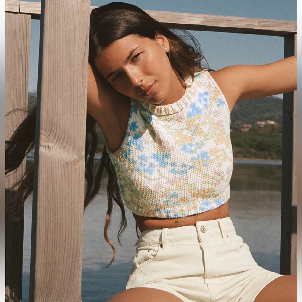 Zara Floral Jacquard Knit Top Cropped Size Medium